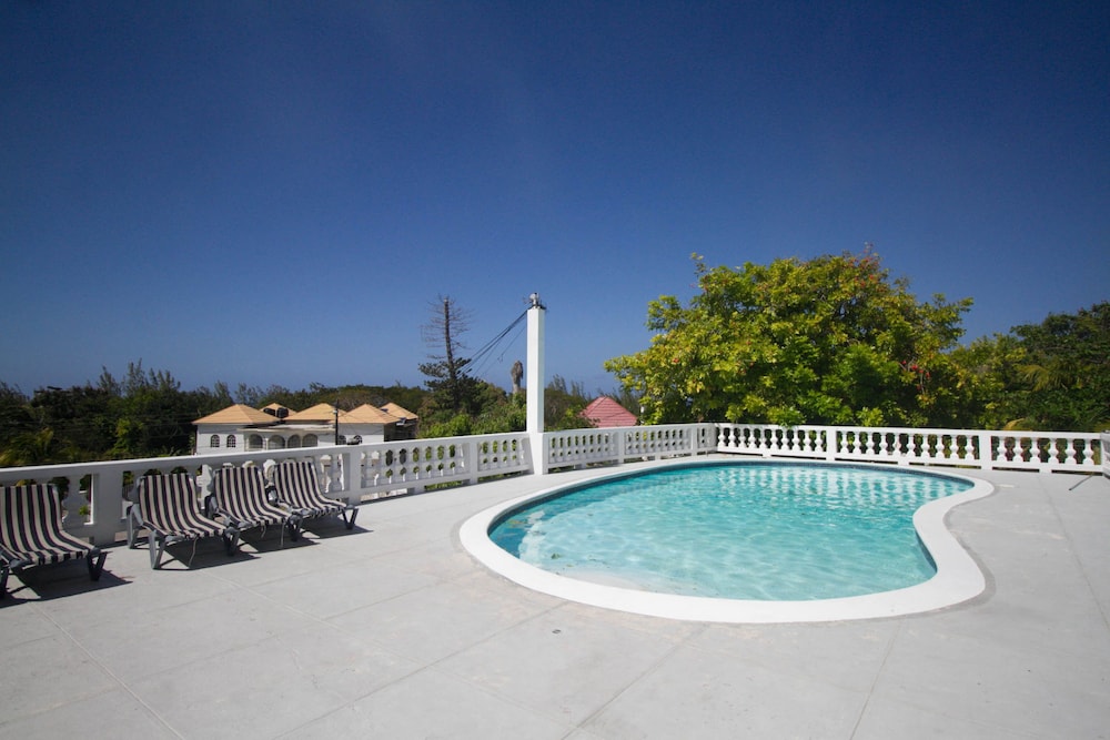 Sea View Chateau 23/25