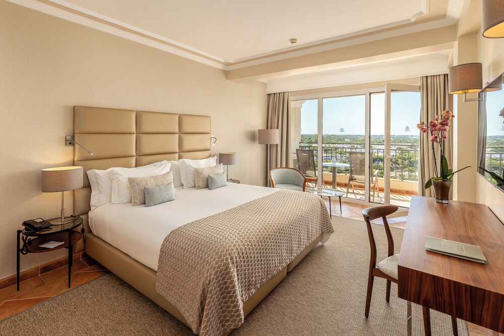 Deluxe, Suite, Double Bed