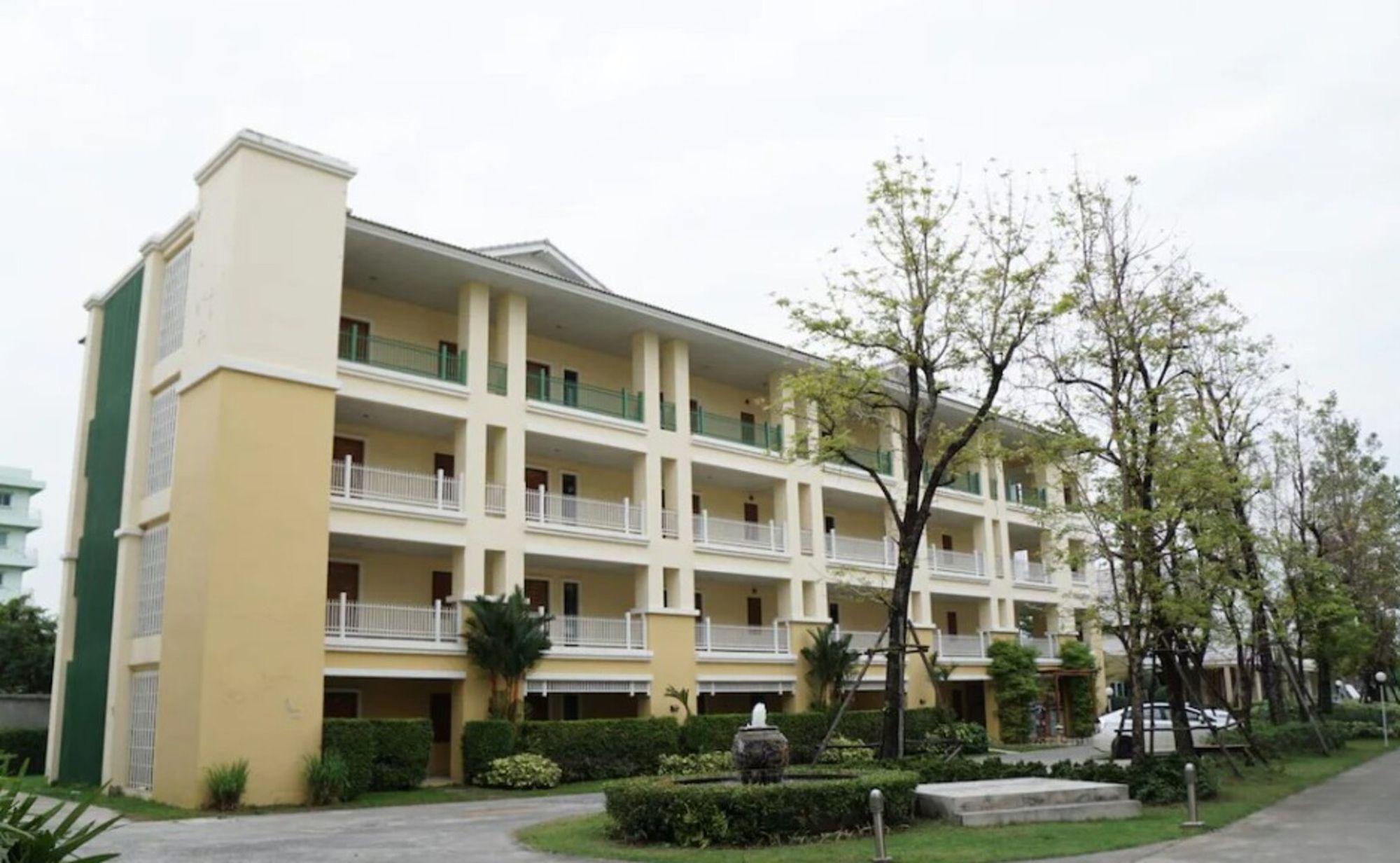 Palette The One Residence Hotel 11/42