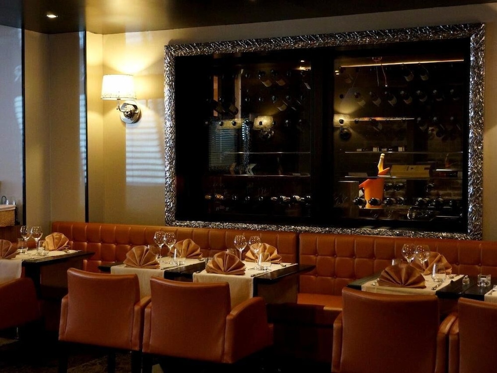 Logis Hotel and Restaurant - Le Mouton Blanc 29/36