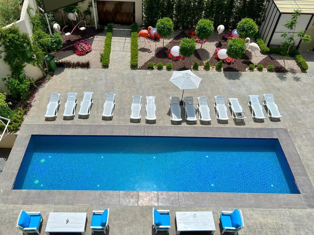 Delilah Hotel 6/51