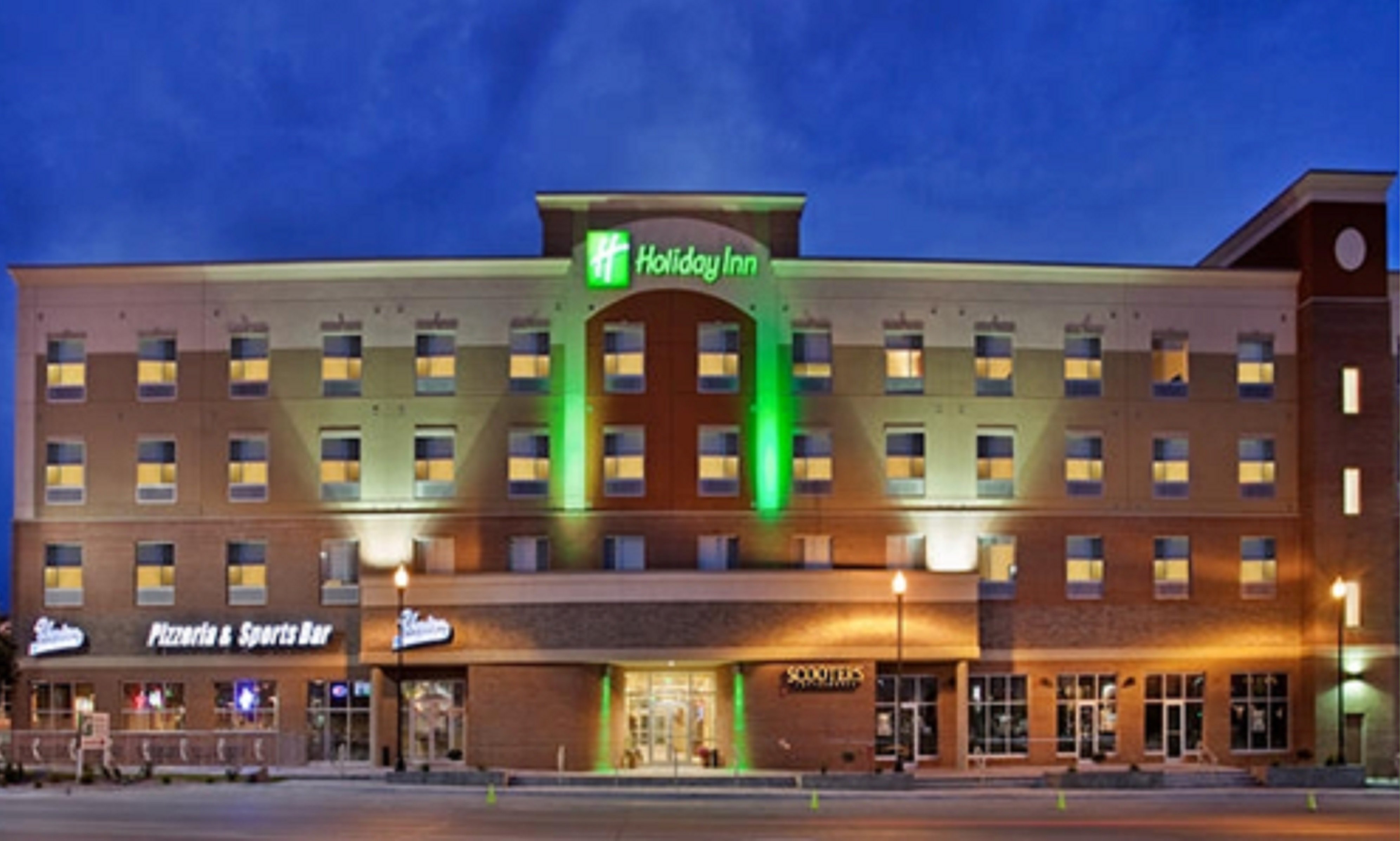 Holiday Inn Omaha Downtown-Airport 2/77