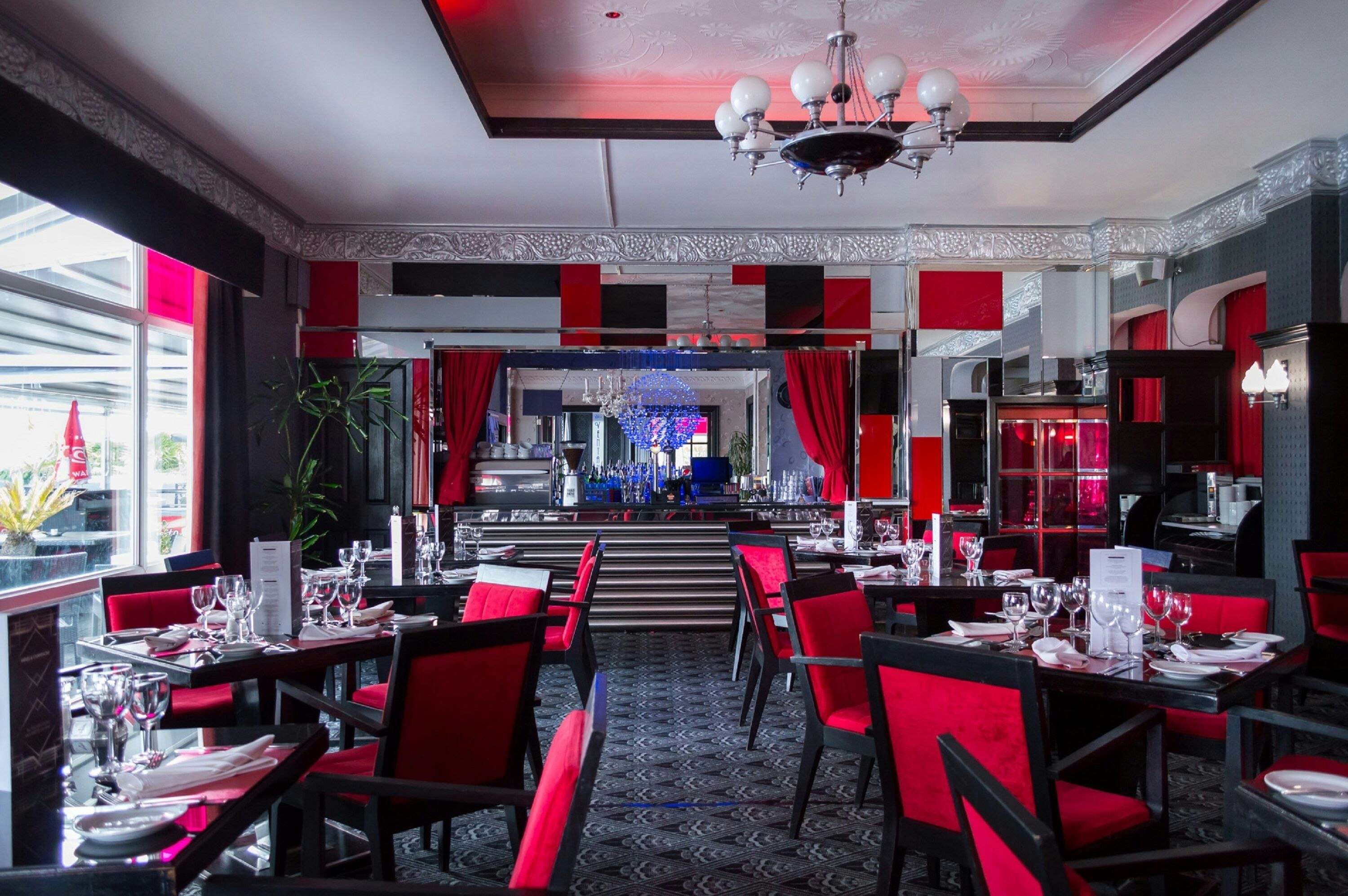 The Cumberland Hotel - Oceana Collection 18/37