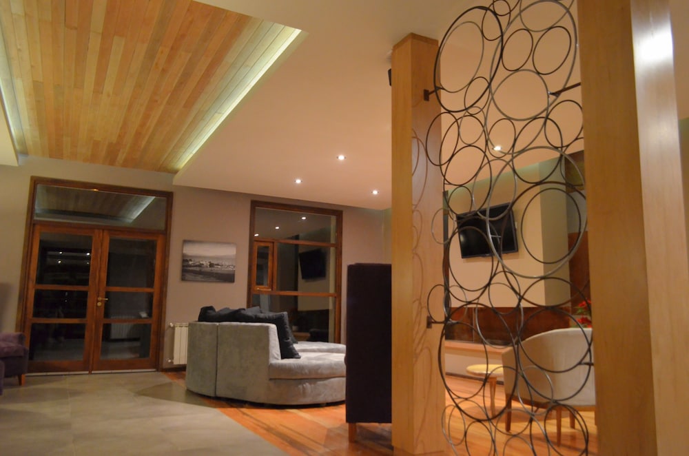 Boutique Hotel And Cabanas Bosque de Nahuel 50/78