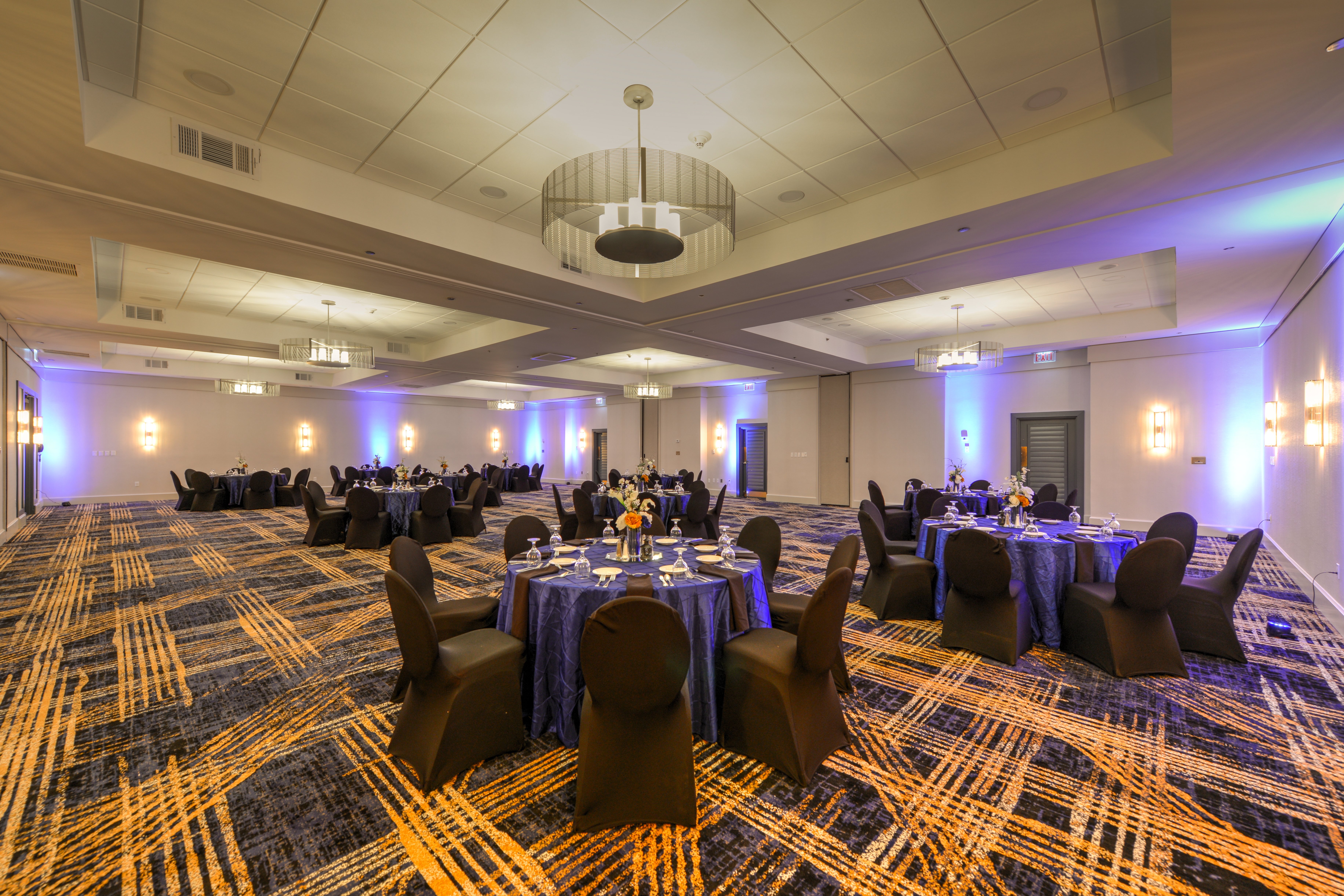 Wyndham Jacksonville Hotel and Conference Center 46/48
