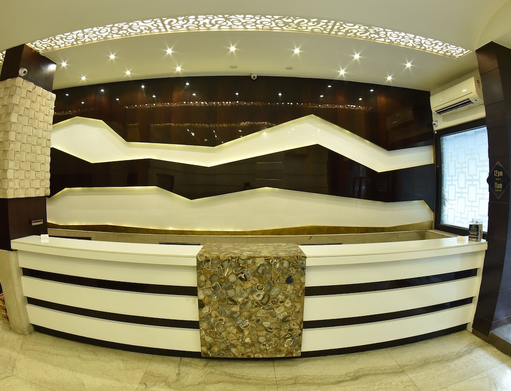 Manama Hotel 9/29