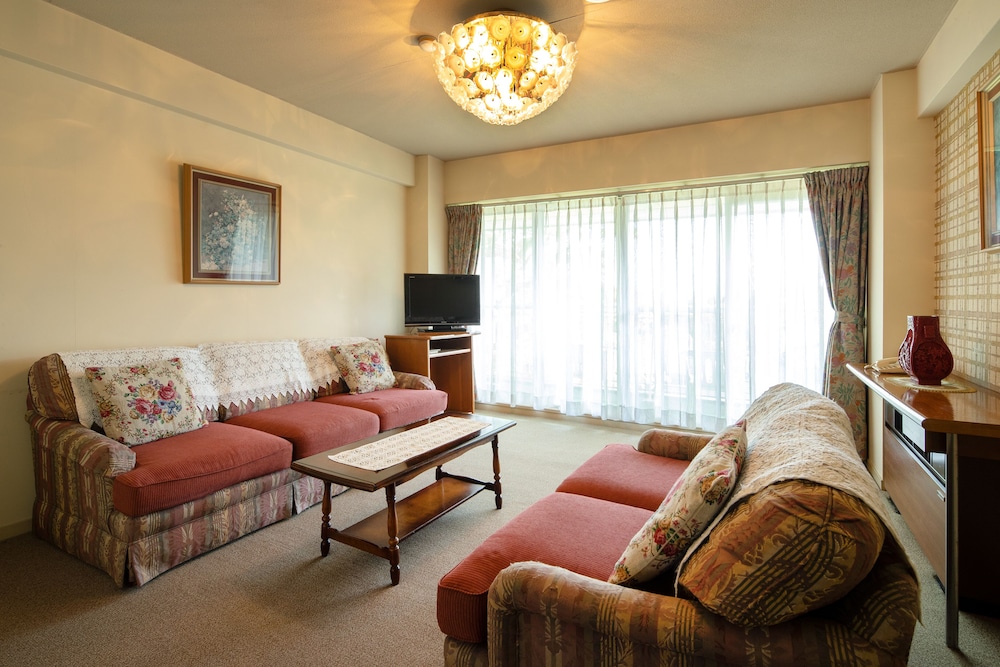 AKAKURA HOTEL 30/49