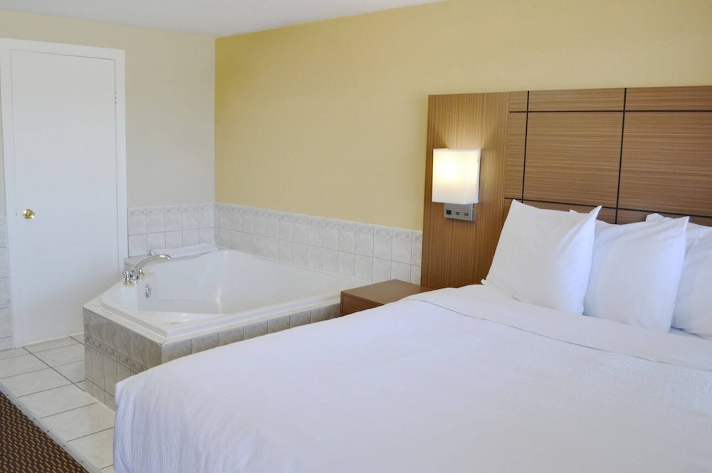 Room at Motel6 Campbellford, CAMPBELLFORD