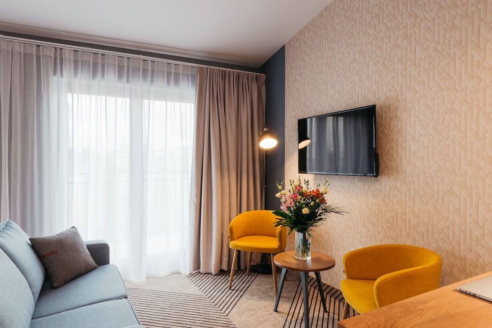 Avena By Artery Hotels 38/78