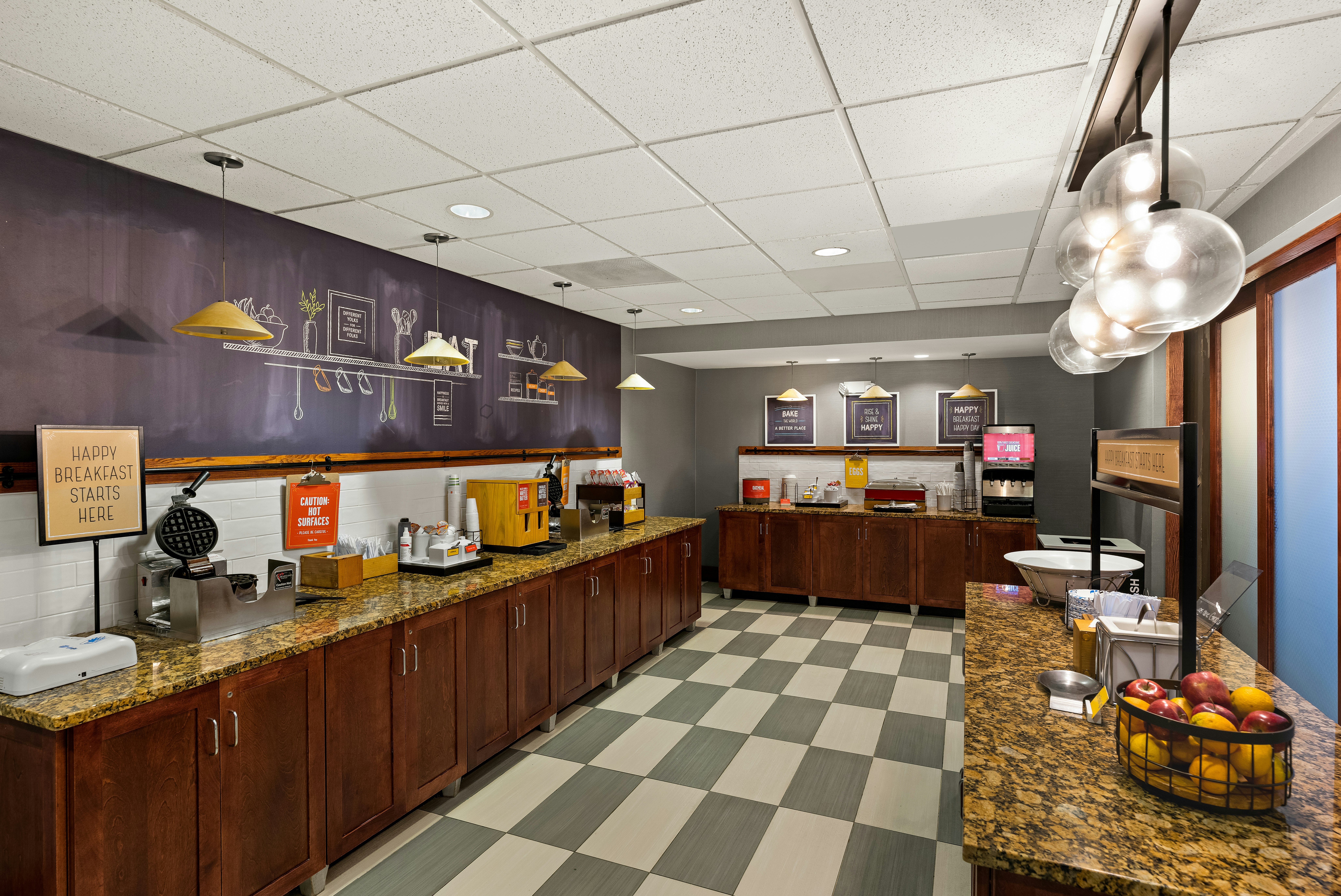Hampton Inn & Suites Poughkeepsie 6/54