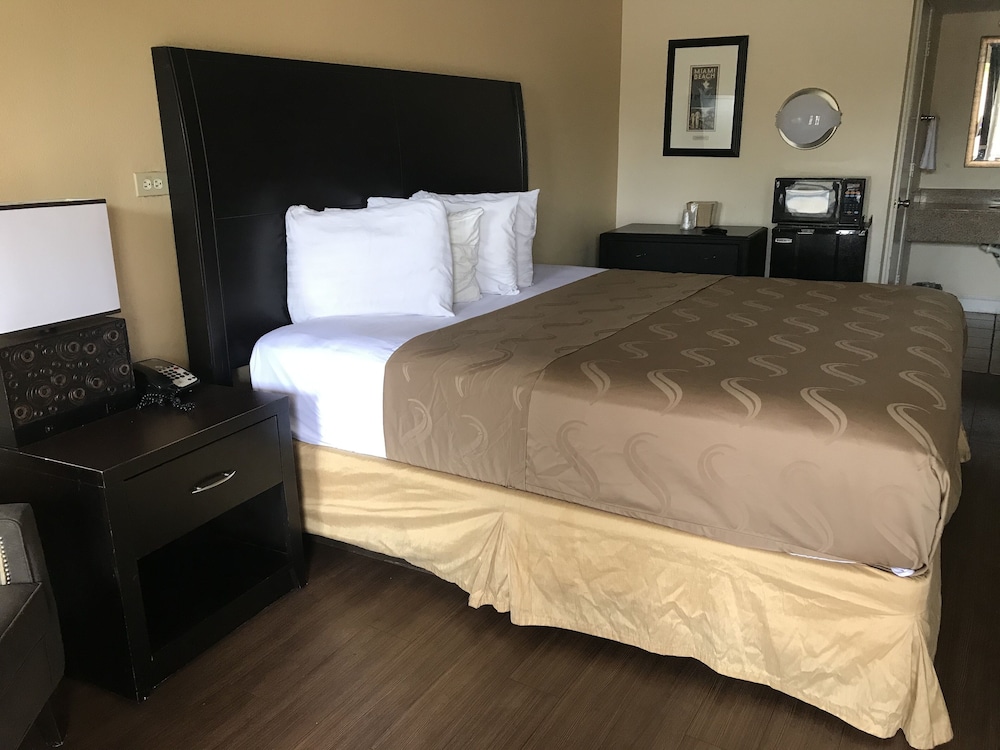 Hotel Bel-Air Orlando near Florida Mall photo3