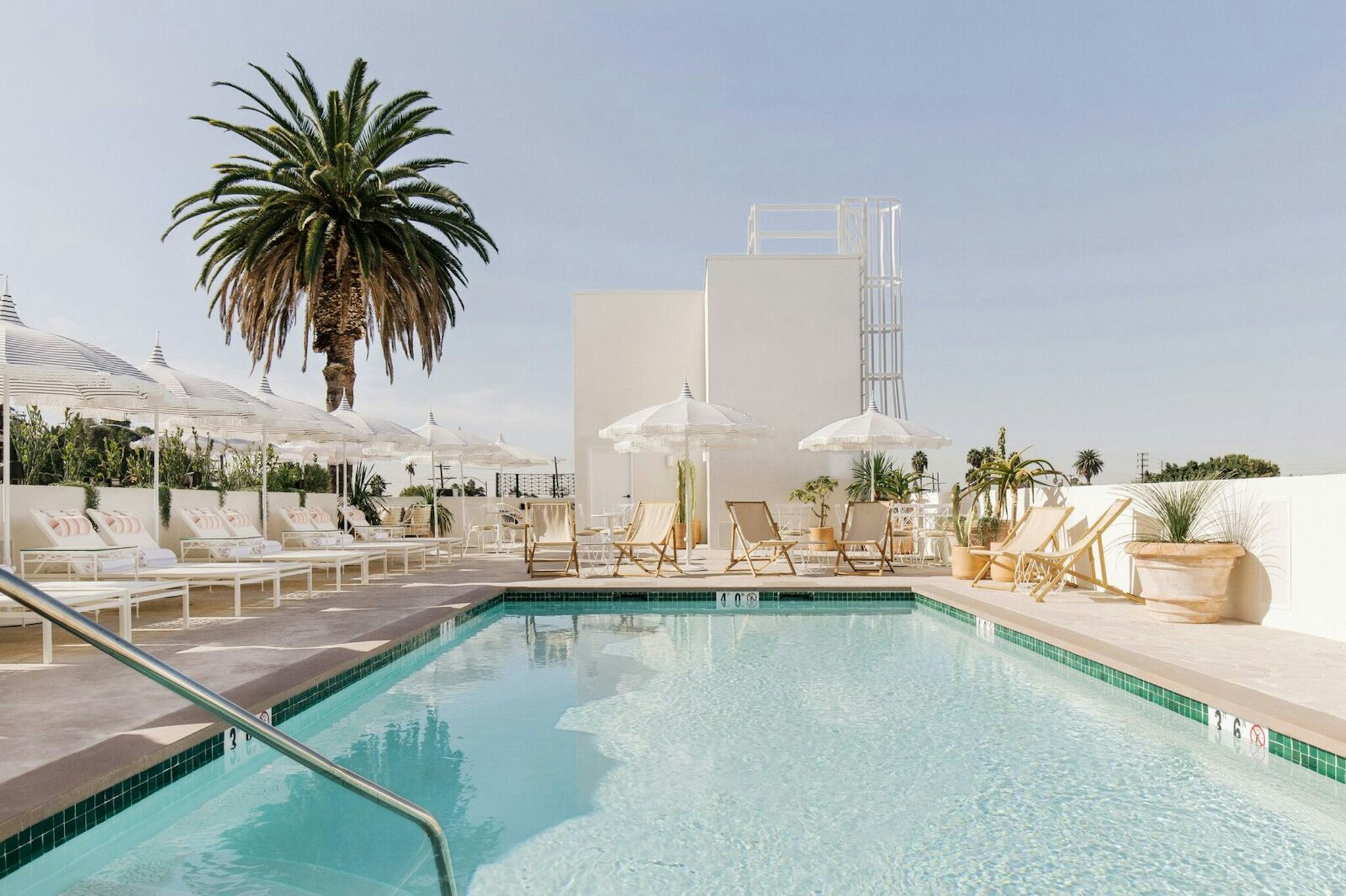 Silver Lake Pool And Inn 17/17
