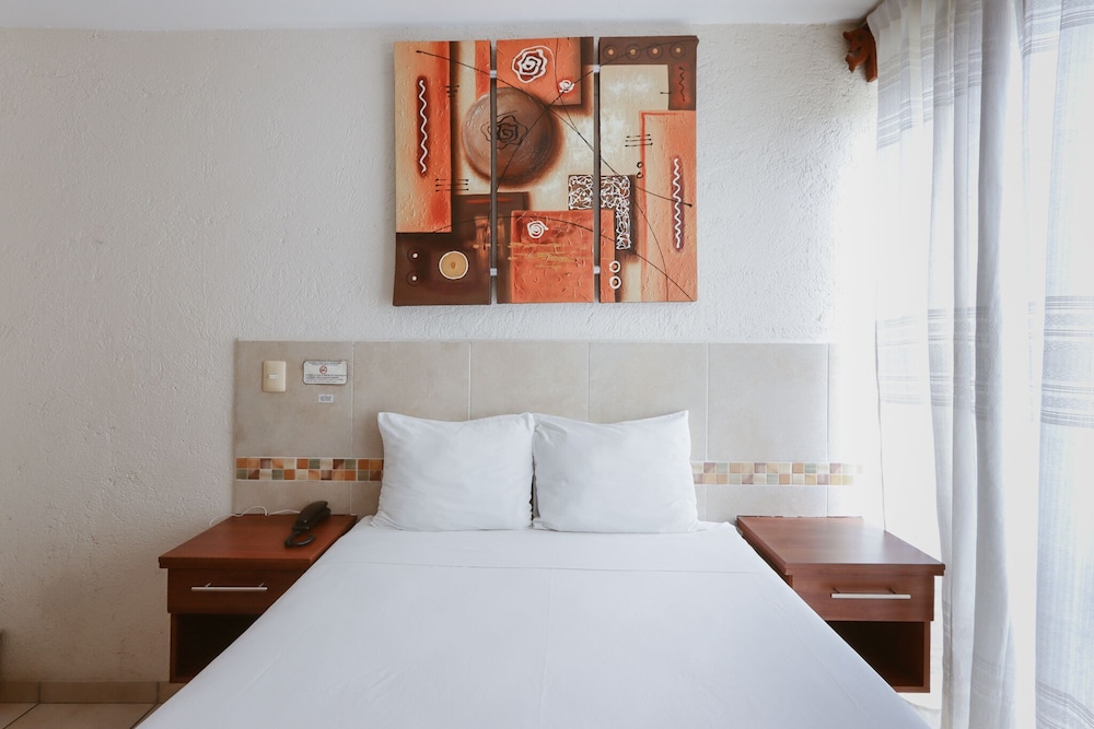 Hotel Guiva Huatulco 9/17
