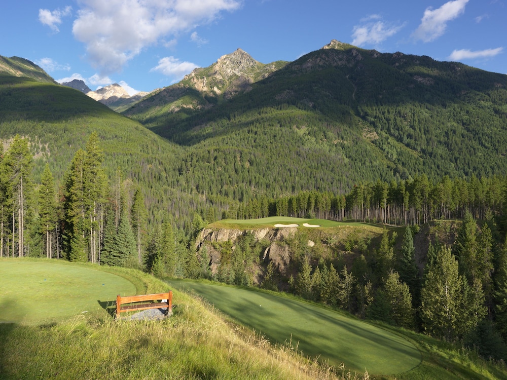 Panorama Mountain Resort Pine Inn 24/57