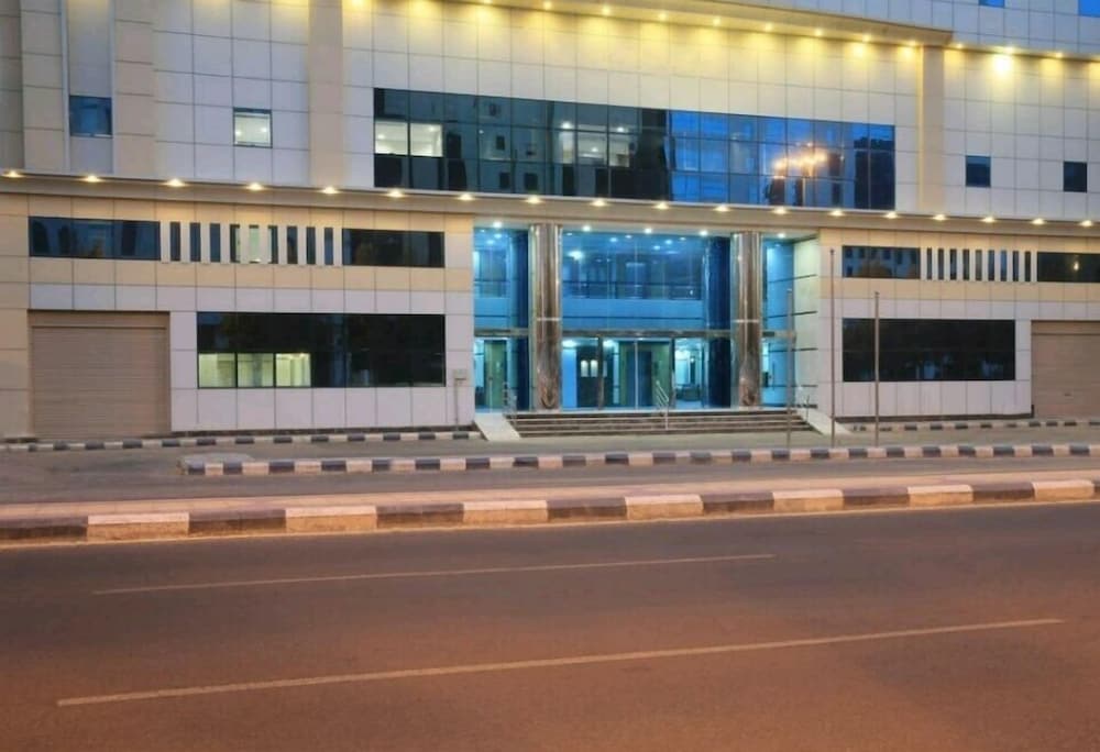 Snood Alazama Hotel