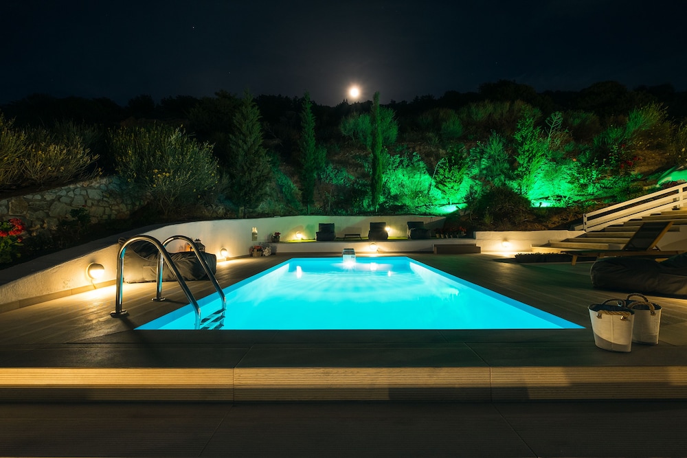 Paros Nereids Villas 39/50
