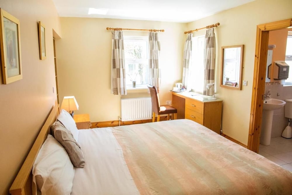 Groarty House Manor B B 22/65
