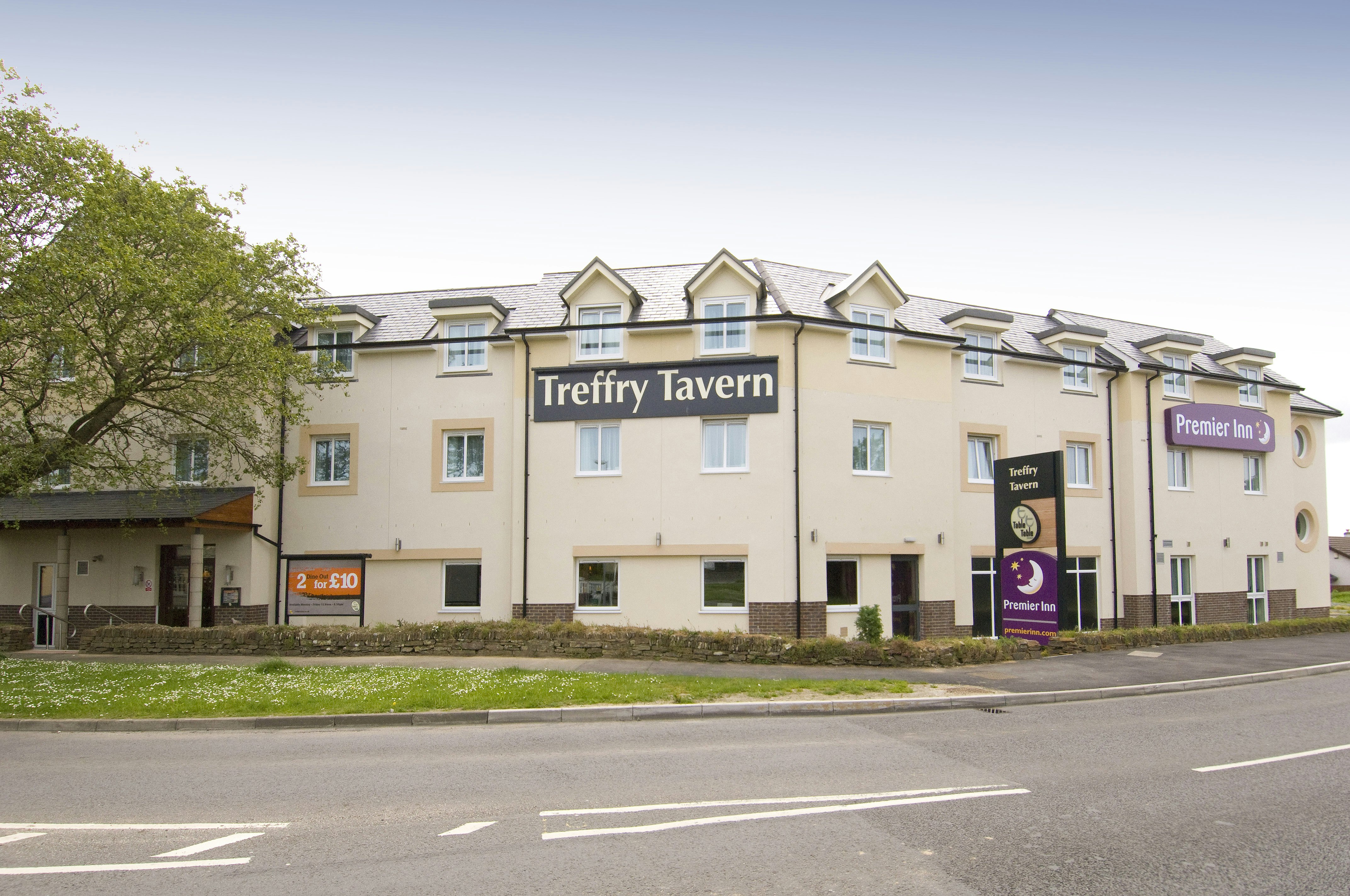 Premier Inn Newquay Quintrell Downs 20/23