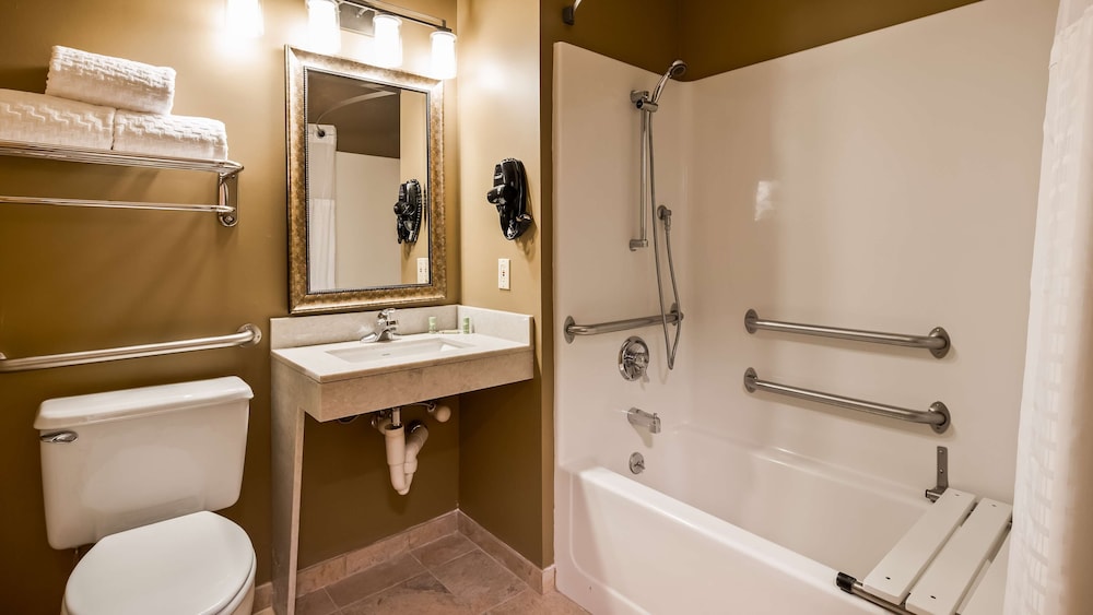 Best Western University Inn 14/39
