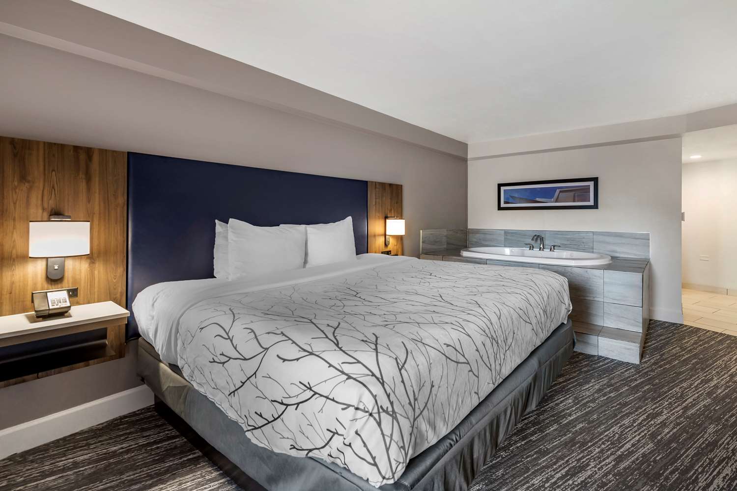 Suite, King Bed, Sofa, Jetted Tub, Balcony