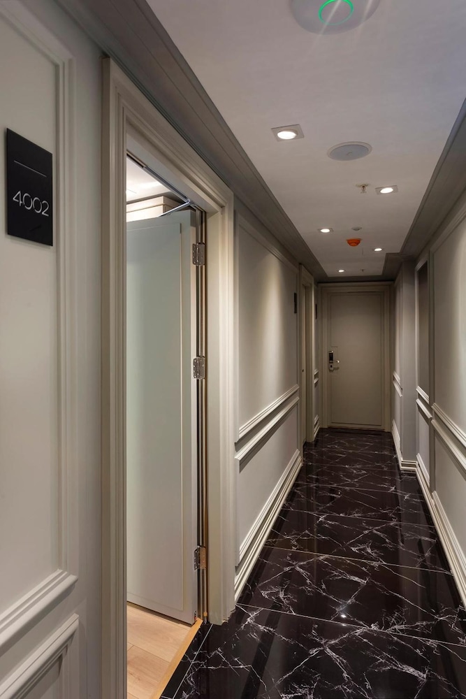 Guner Business Hotel 3/23