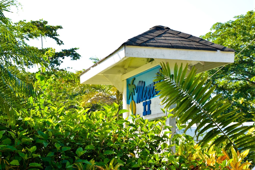 Merrils Beach Resort II in NEGRIL