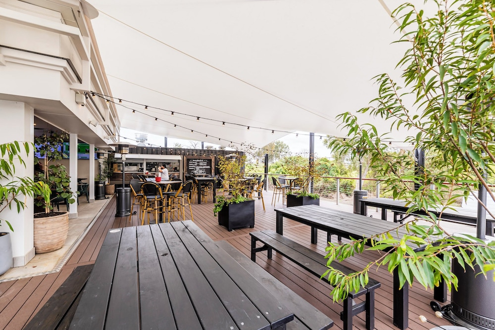 Inala Hotel 5/31