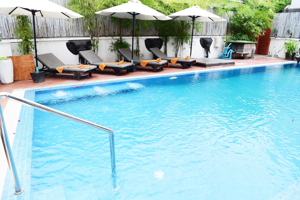 Golden Orchid Angkor 50/61