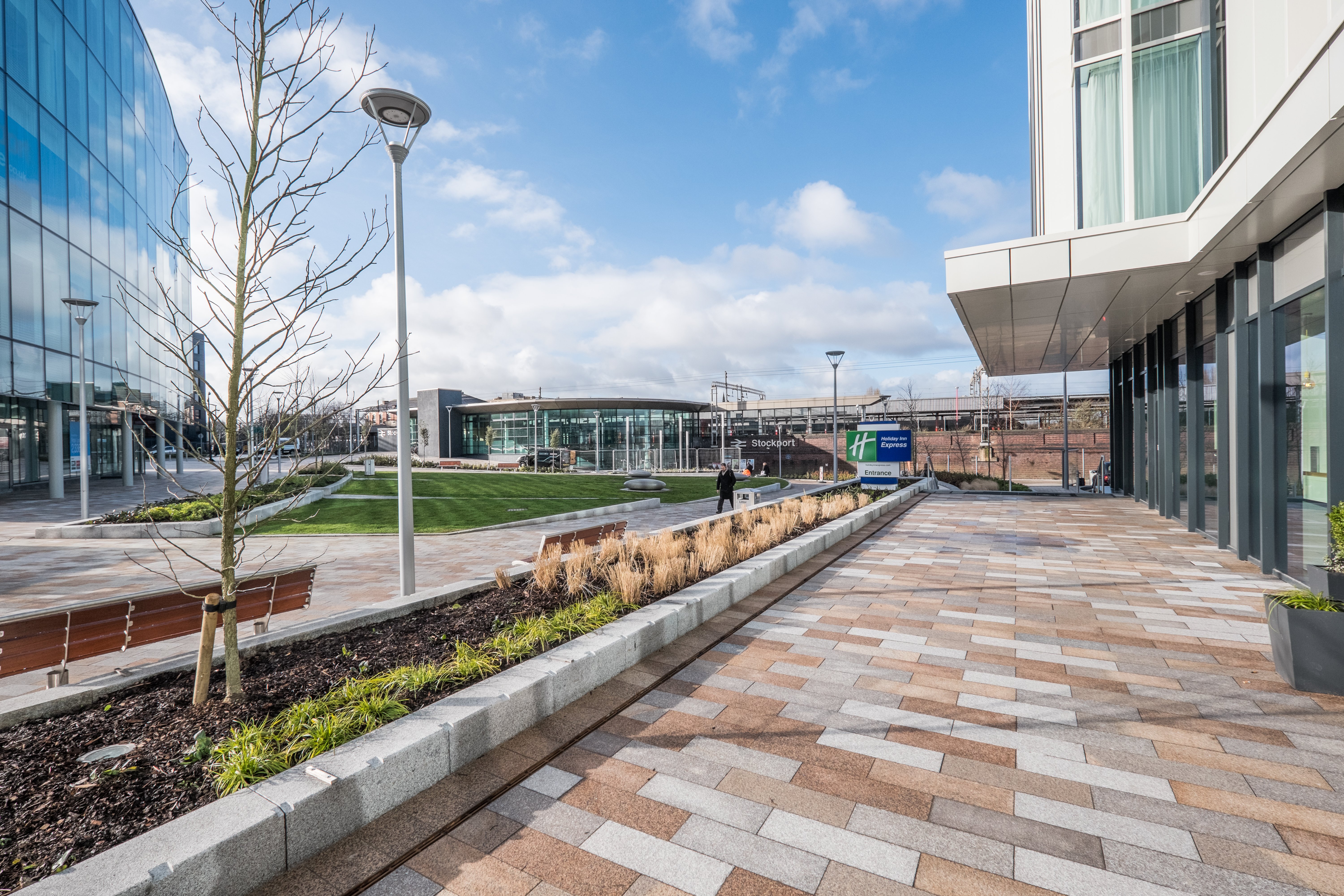 Holiday Inn Express Stockport 56/57