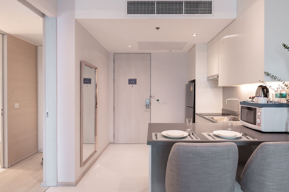 Jasmine 59 Hotel 25/75