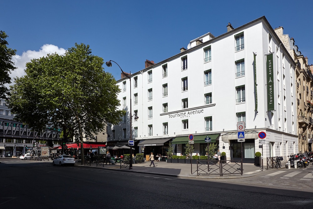 Hotel Tourisme Avenue in PARIS