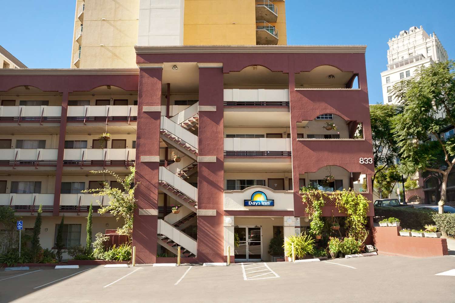 Days Inn by Wyndham San Diego/Downtown/Convention Center 2/30