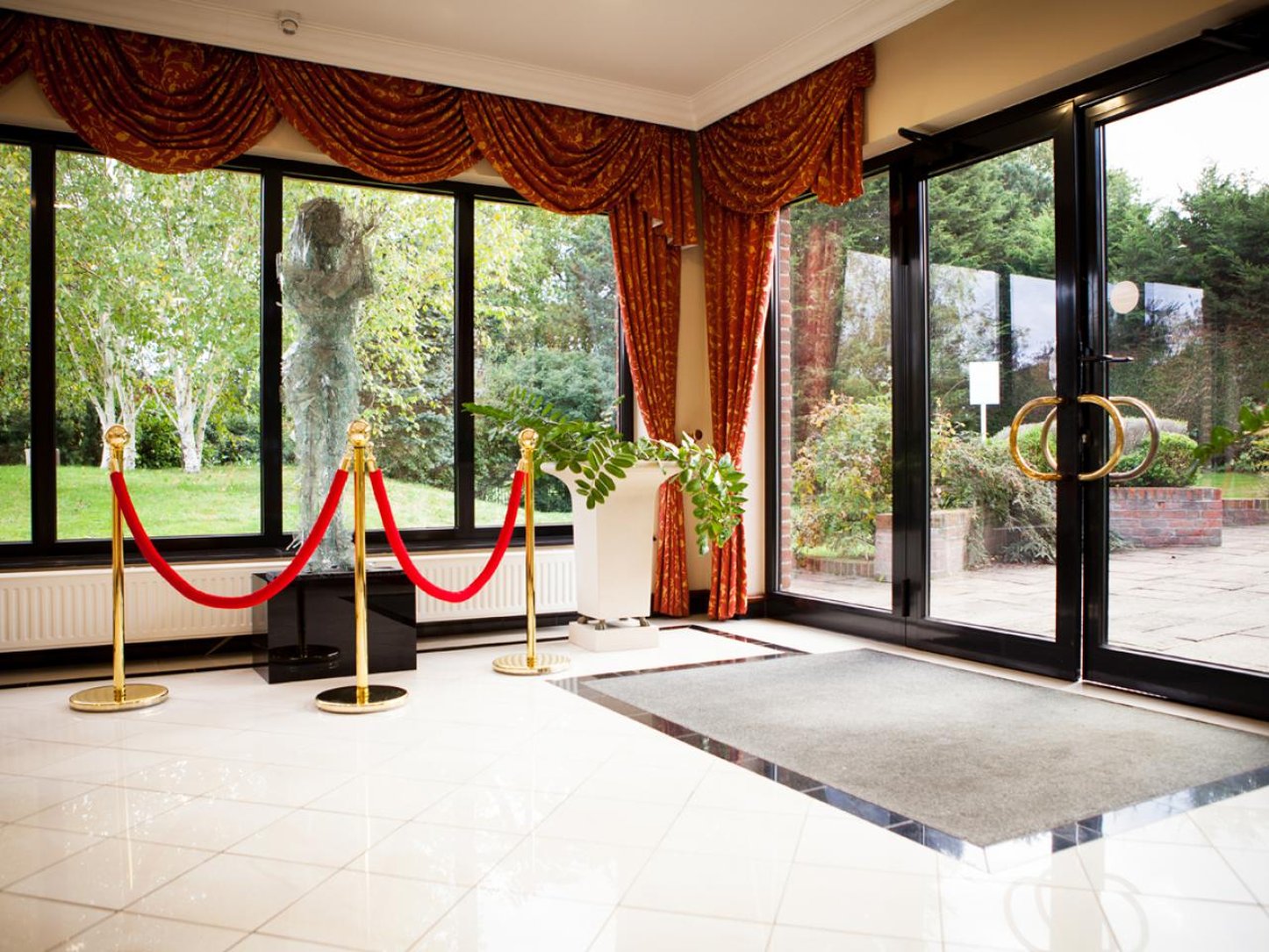 Fredrick S Hotel Restaurant Spa 32/45
