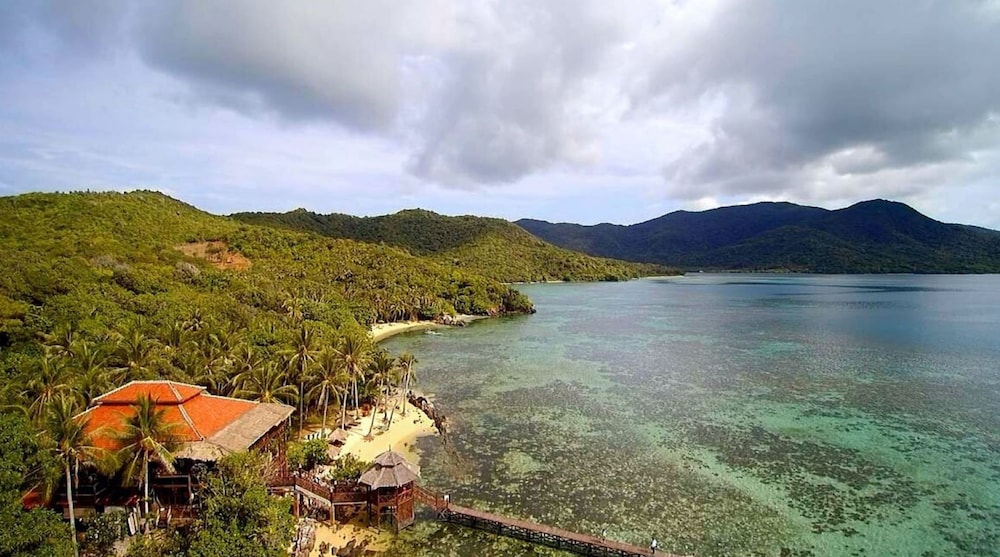 Breve Azurine Lagoon Retreat 36/50