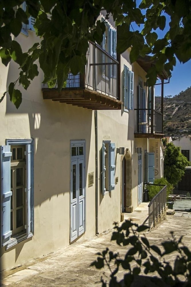 The Library Hotel Wellness Retreat 25/27