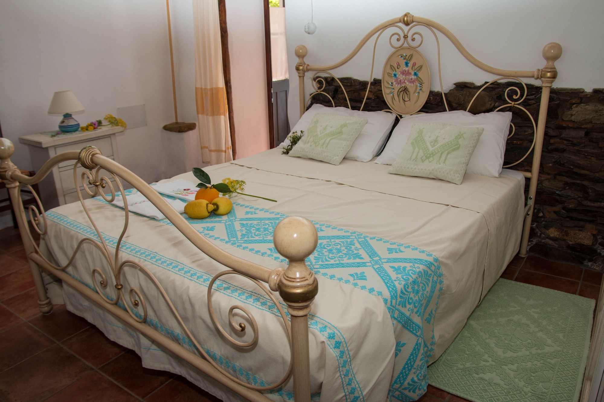 CLASSIC, DOUBLE BED, PATIO