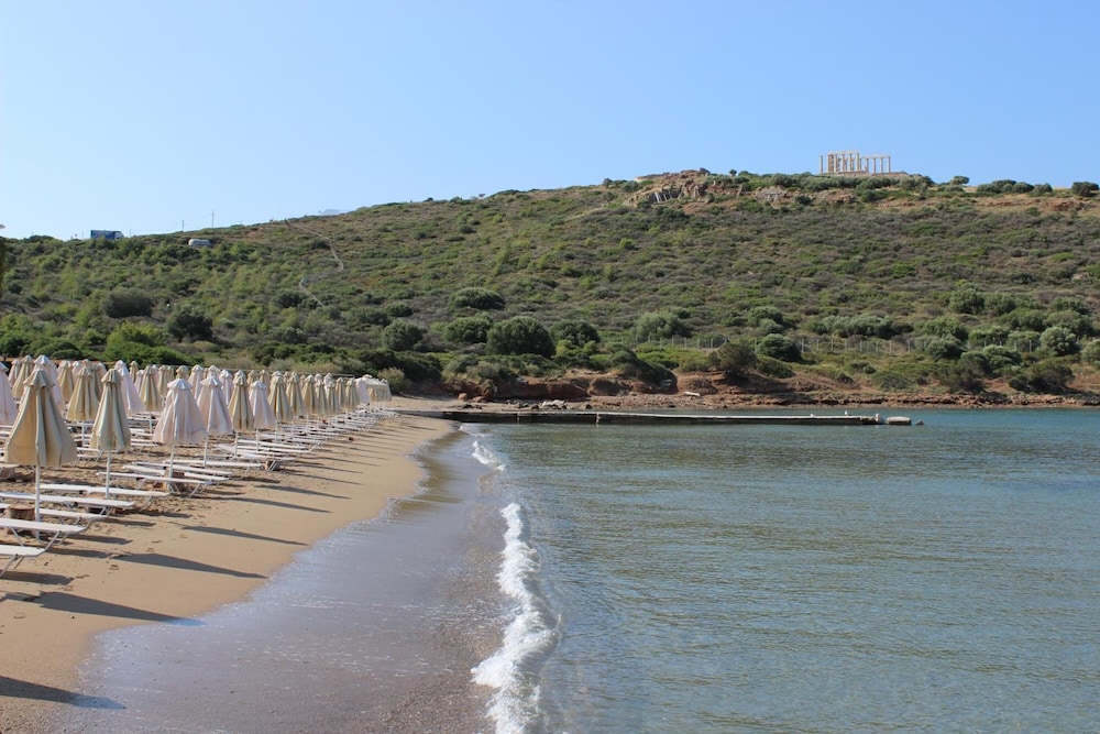 Aegeon Beach Hotel 40/50
