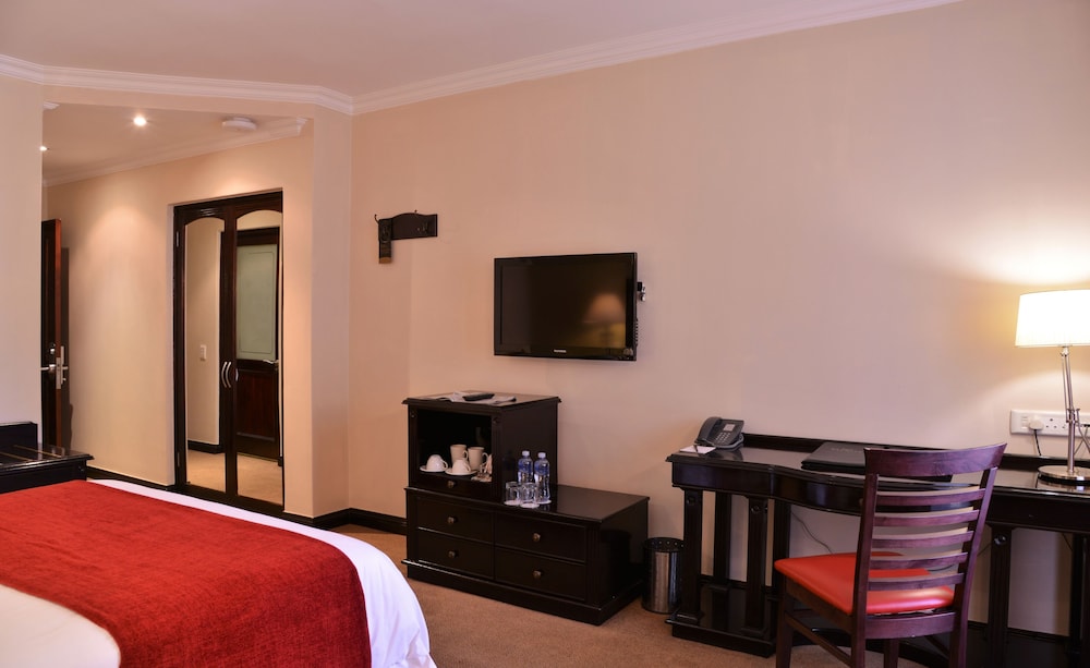 PREMIER HOTEL PRETORIA 18/72