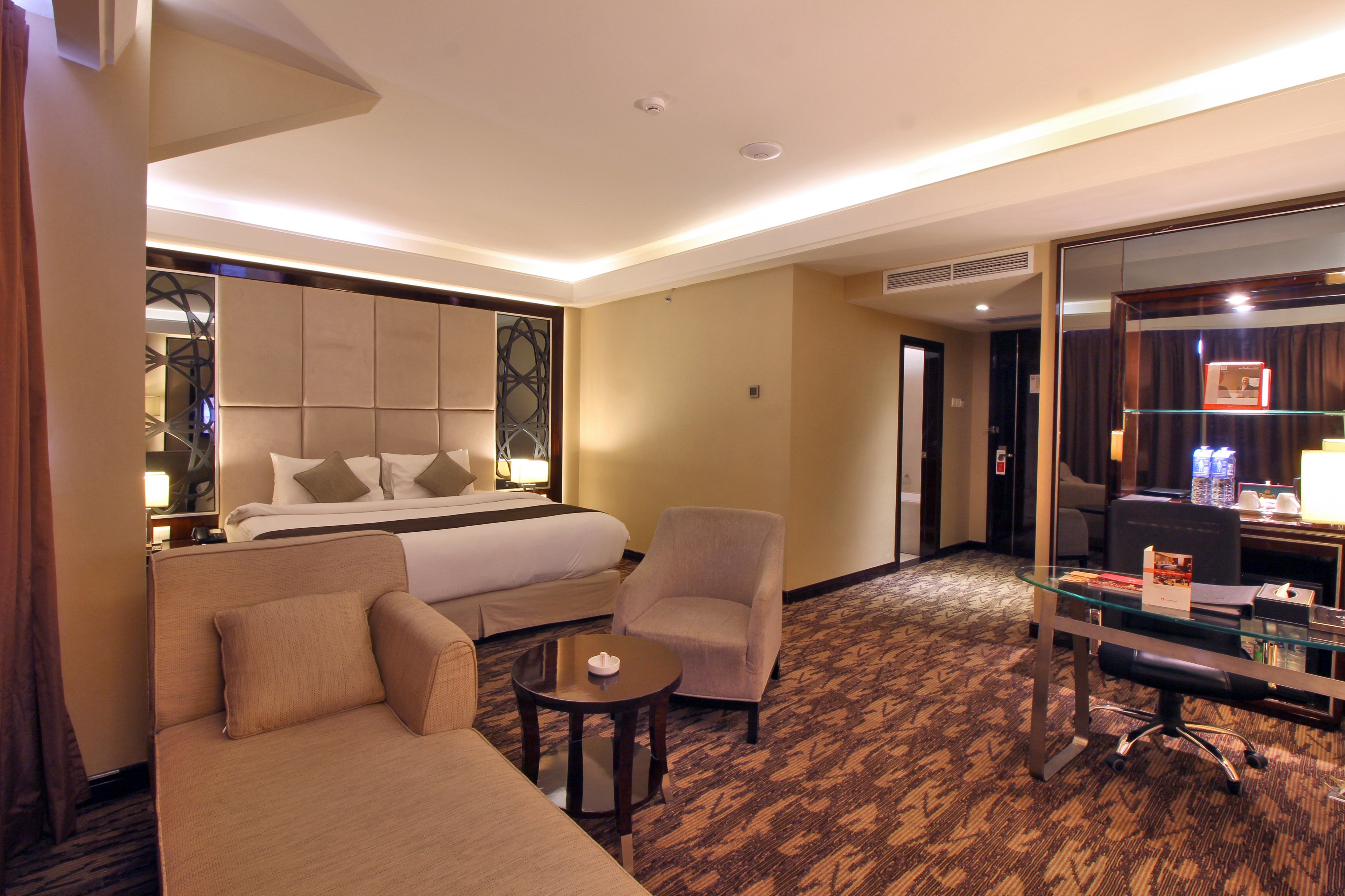 SWISS-BELHOTEL HARBOUR BAY 58/81
