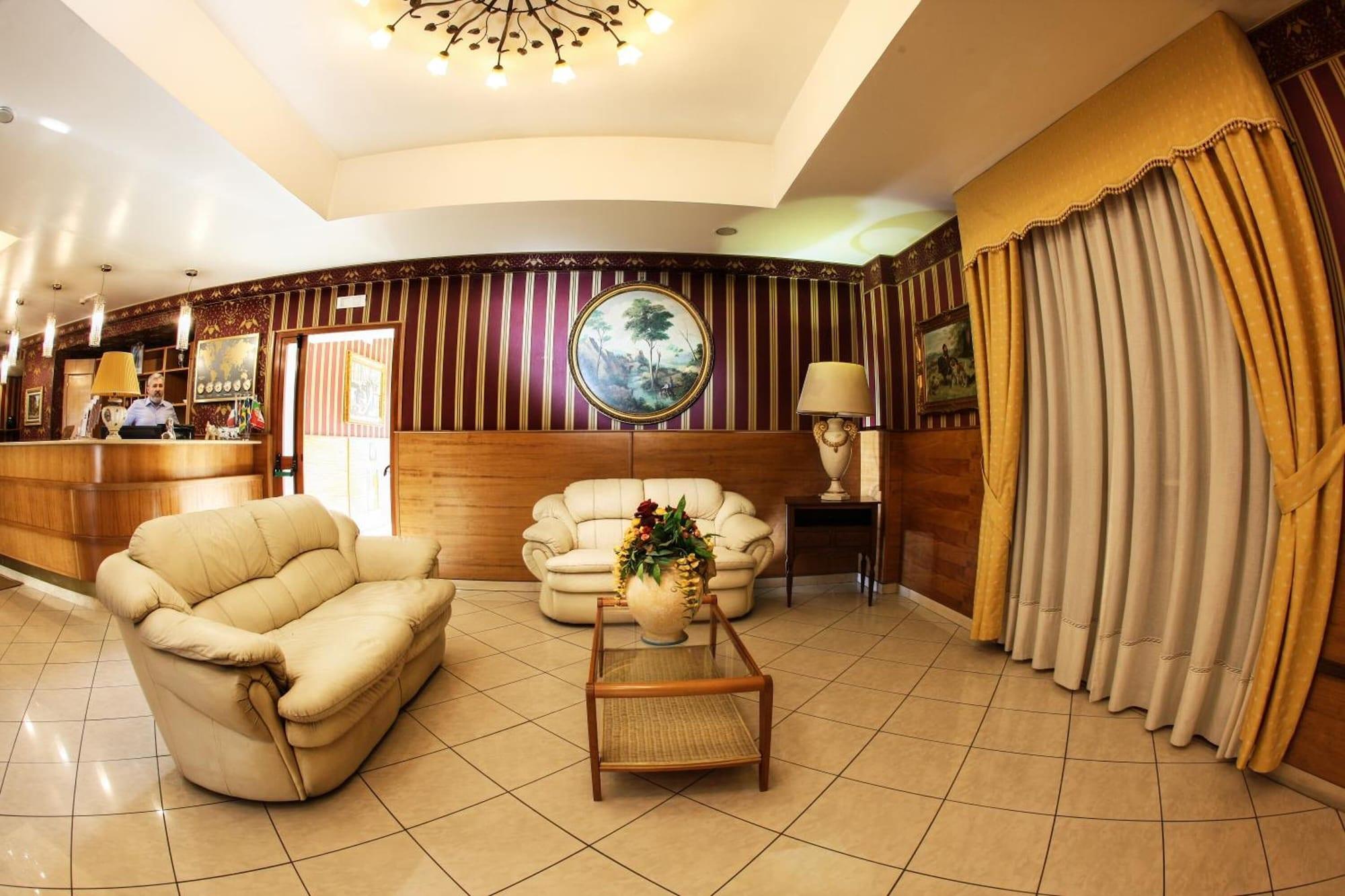 Hotel Max 30/50