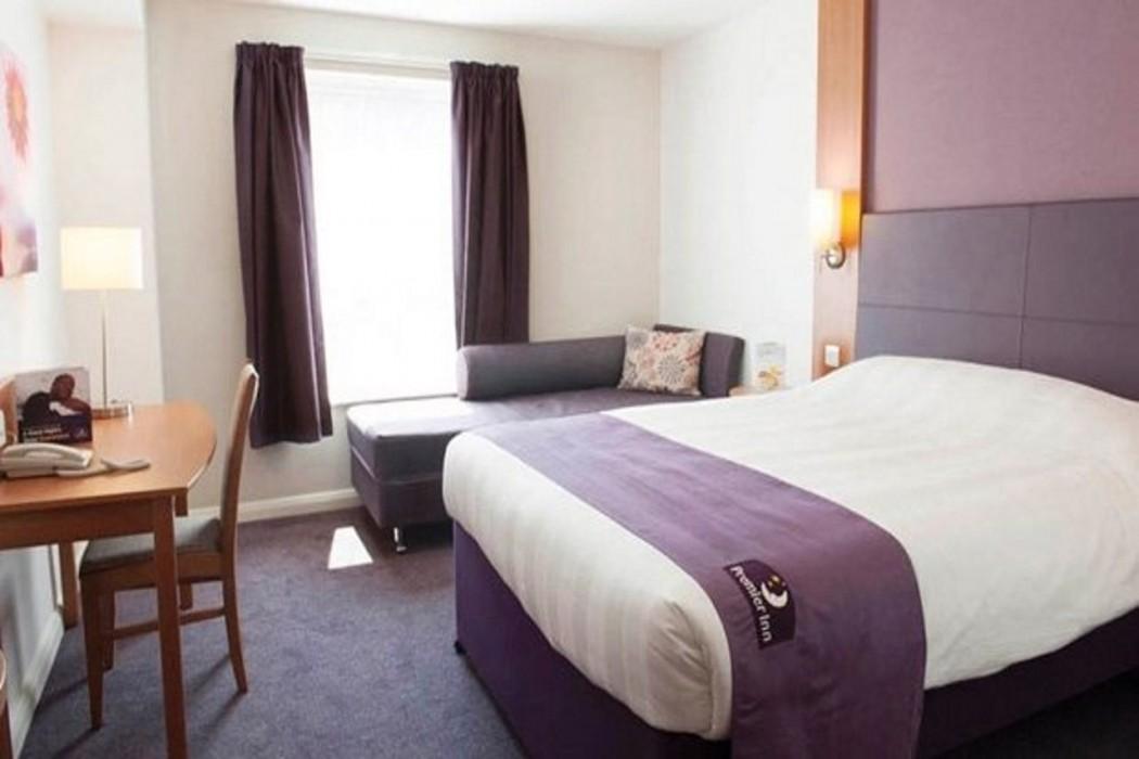 Premier Inn Cannock (Orbital) 16/30