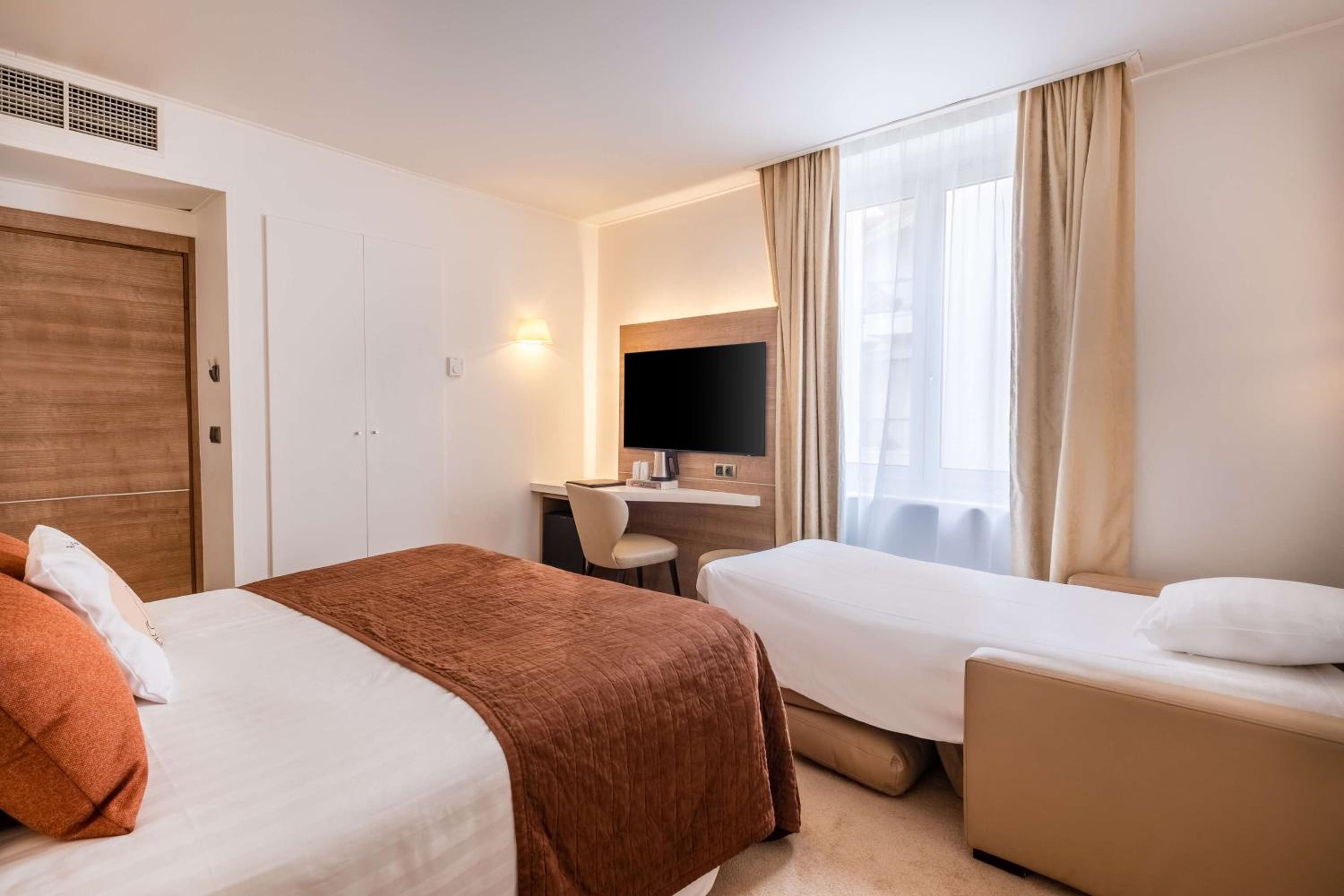 rooms
