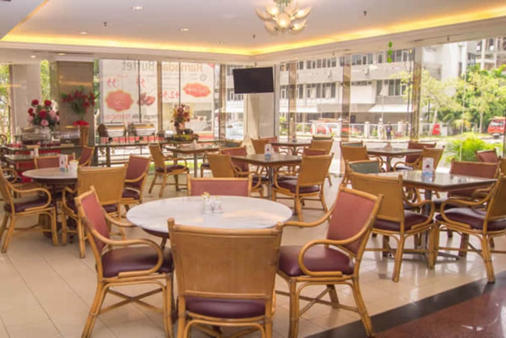 Hotel Grand Continental Kuantan 38/48
