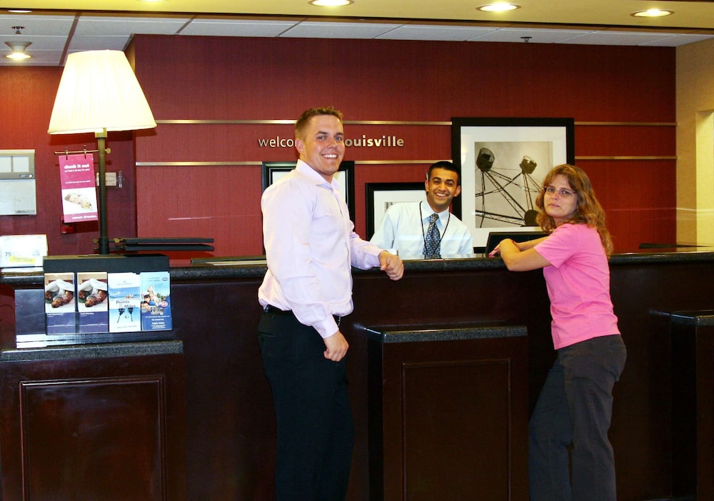 Hampton Inn Suites Louisville 6/46