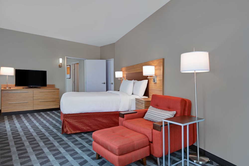 TownePlace Suites by Marriott Indianapolis Downtown 18/56