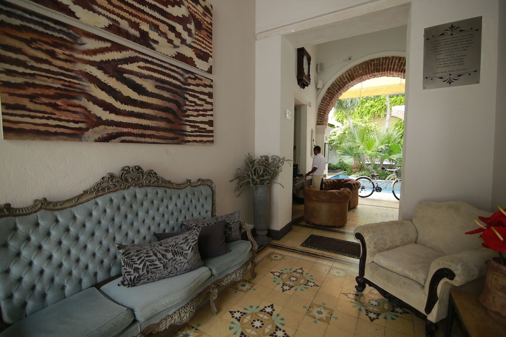 HOTEL BOUTIQUE DON PEPE 50/72