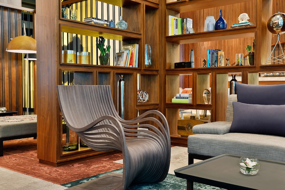 Doubletree by Hilton Dubai Business Bay 37/65