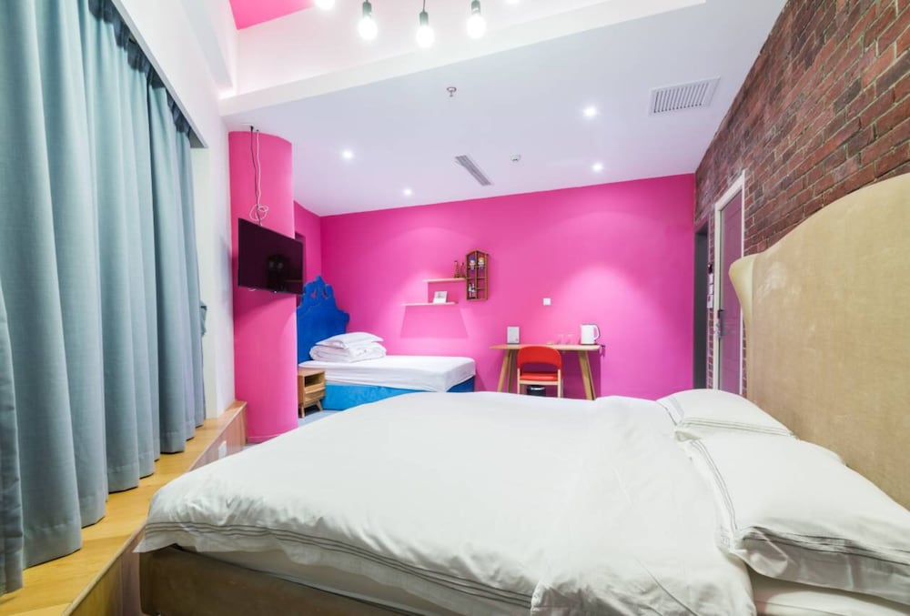 J Trip Youth Hostel 5/37