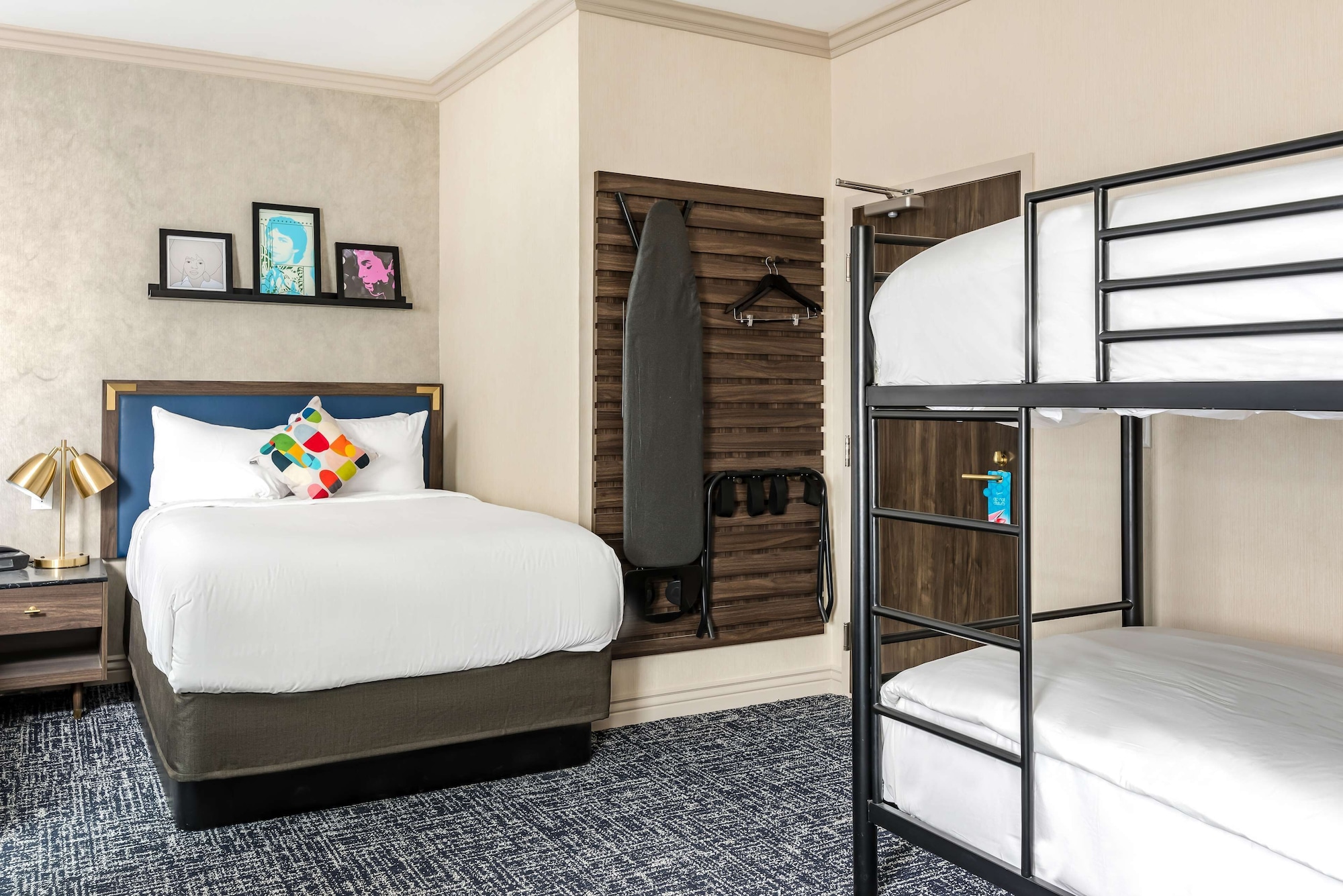 family suite, multiple beds