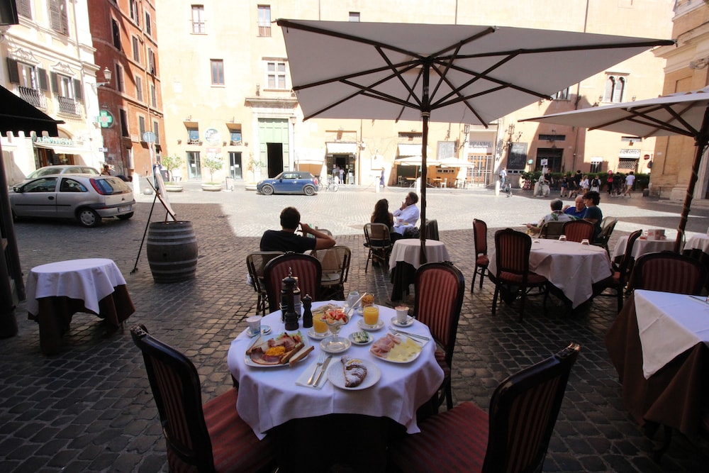 Albergo Abruzzi 41/58